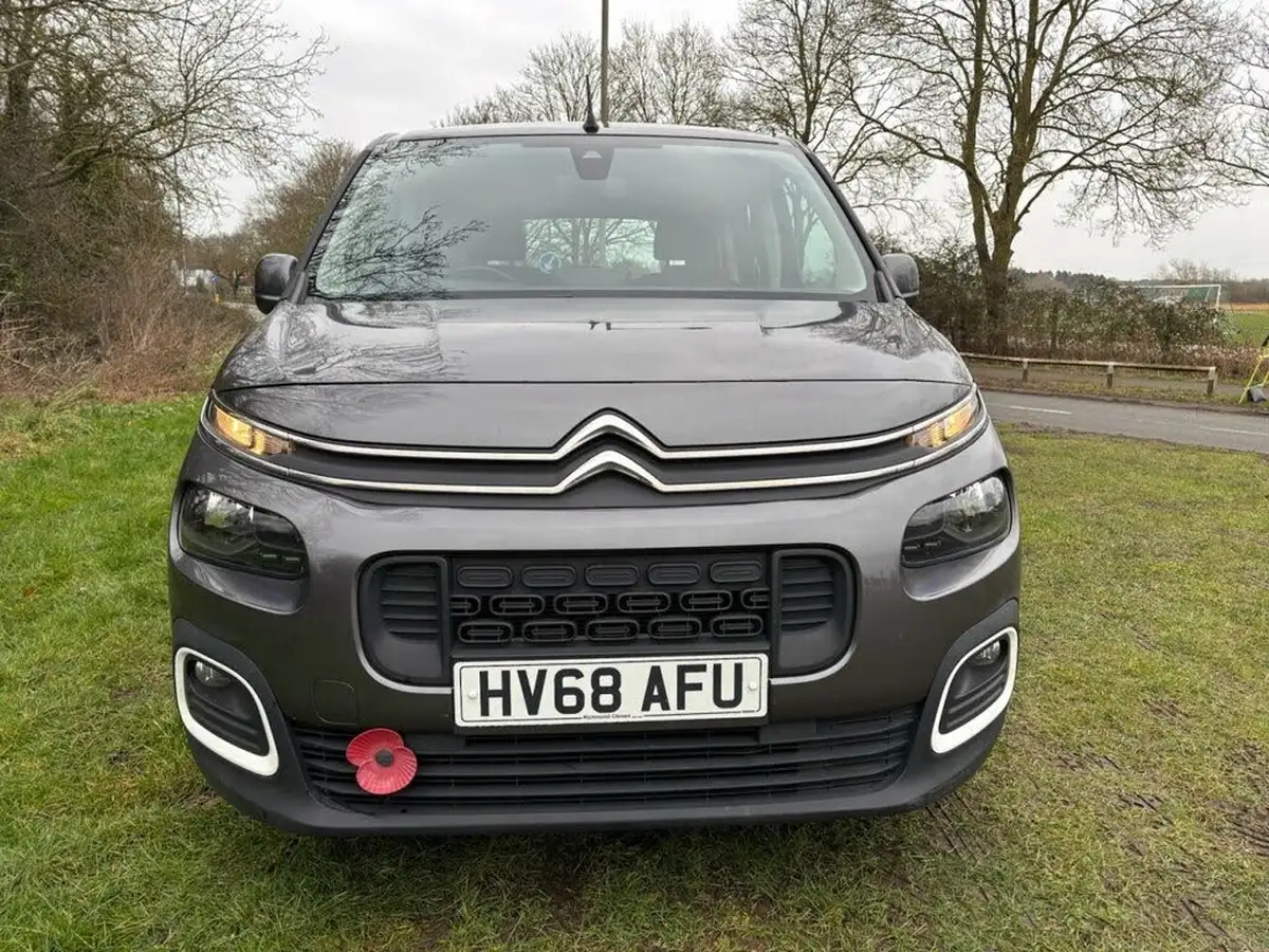 2018-citroen-berlingo-12-puretech-feel-m-size-big-3
