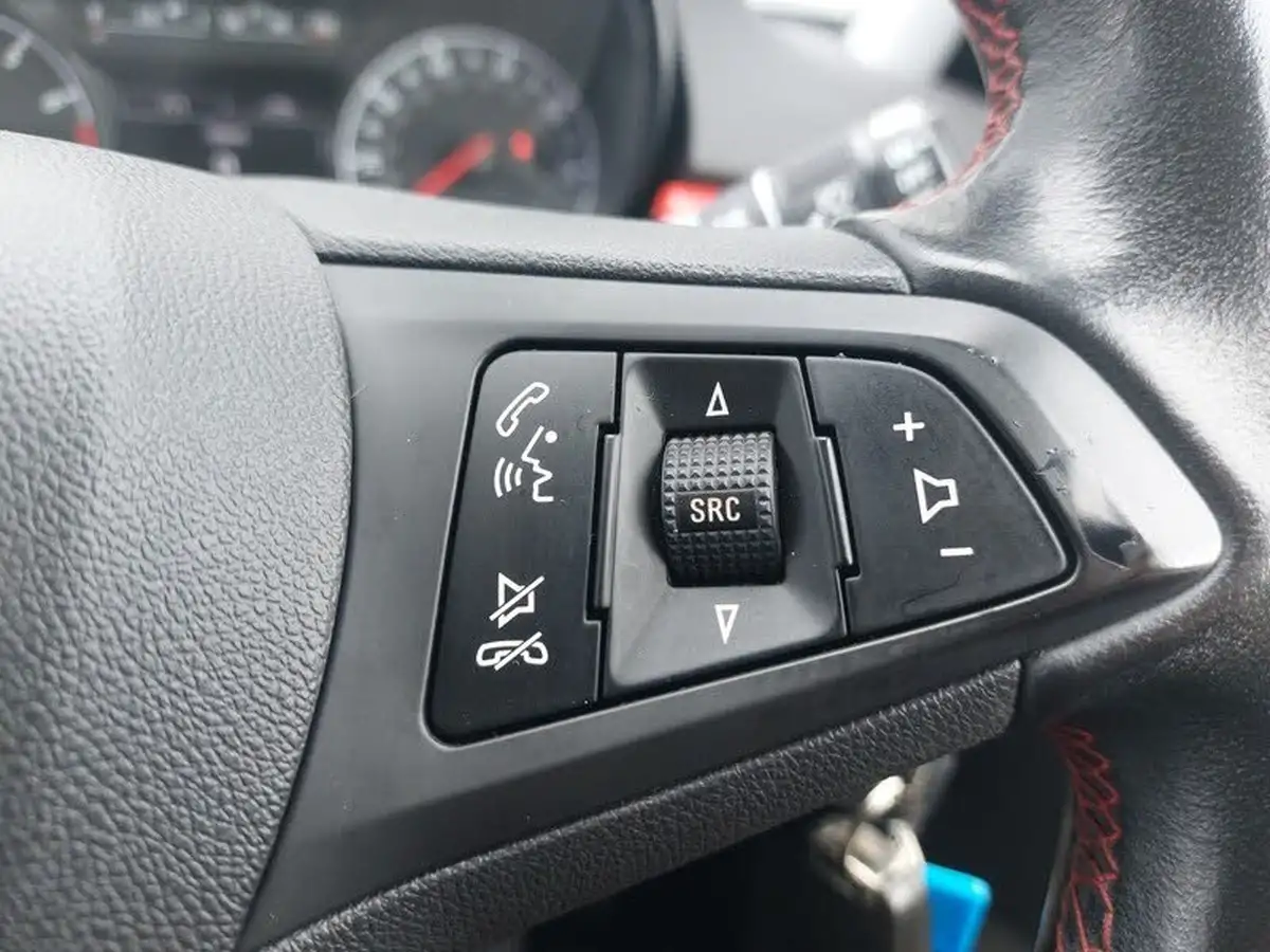 2018-vauxhall-corsa-14i-sri-90ps-ecoflex-5d-big-27
