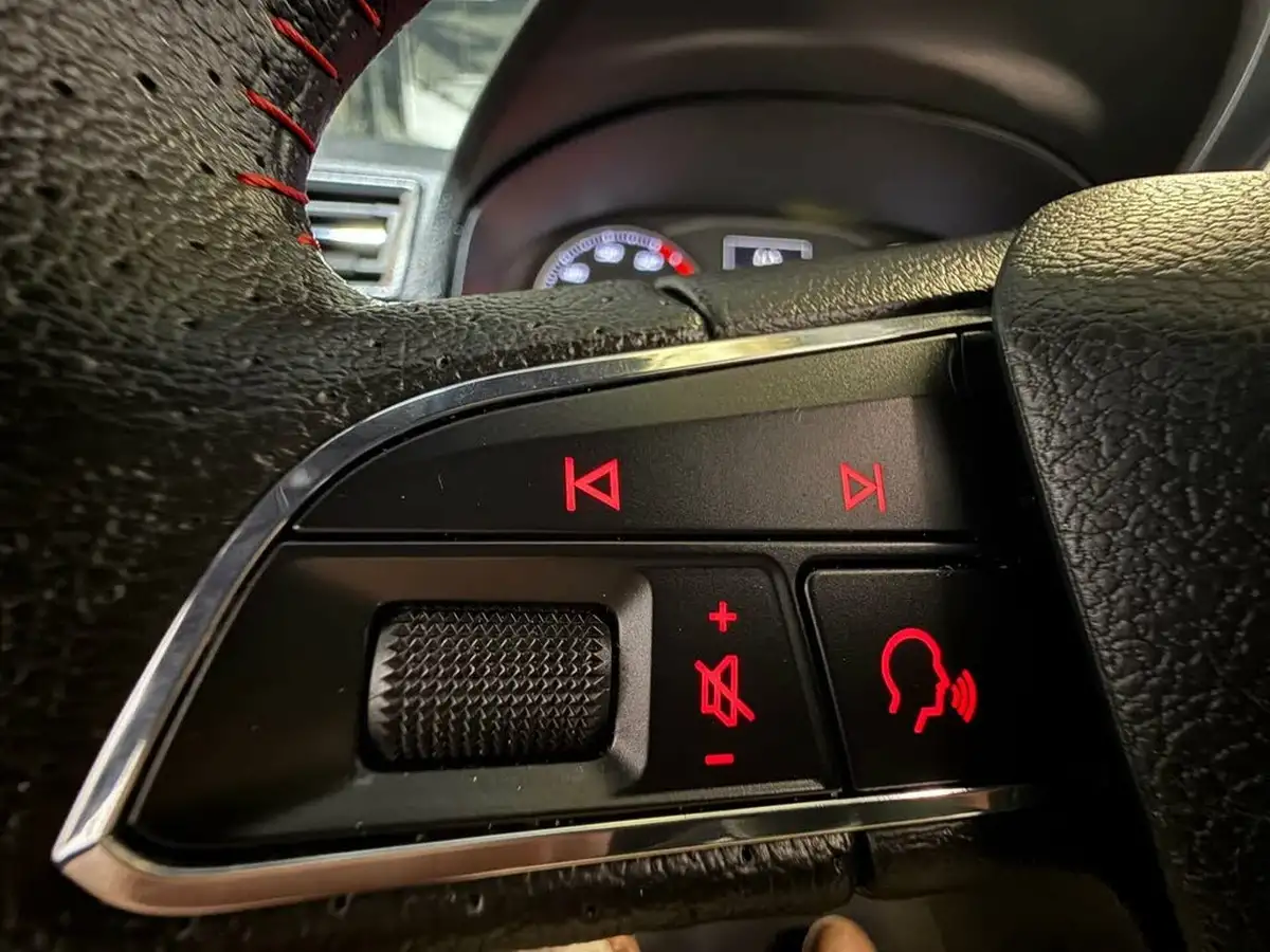 2020-seat-ibiza-10-tsi-fr-95ps-big-16