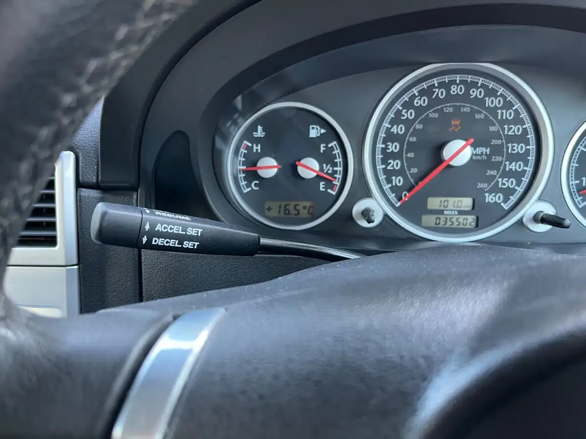 2004-chrysler-crossfire-32-auto-big-10