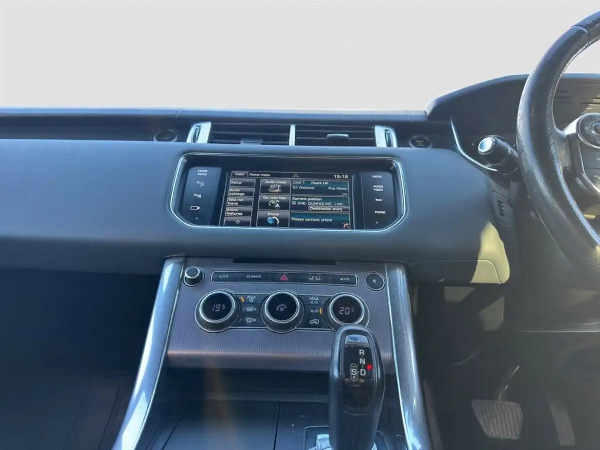 2014-land-rover-range-rover-sport-30-sd-v6-hse-big-19