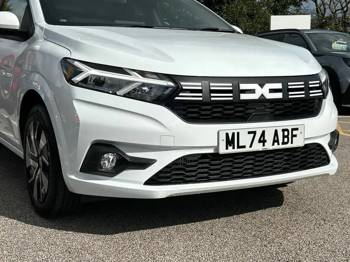2024-dacia-sandero-10-tce-expression-90bhp-big-15