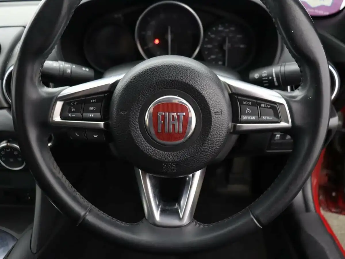 2018-fiat-124-14-multiair-124-spider-classica-big-22
