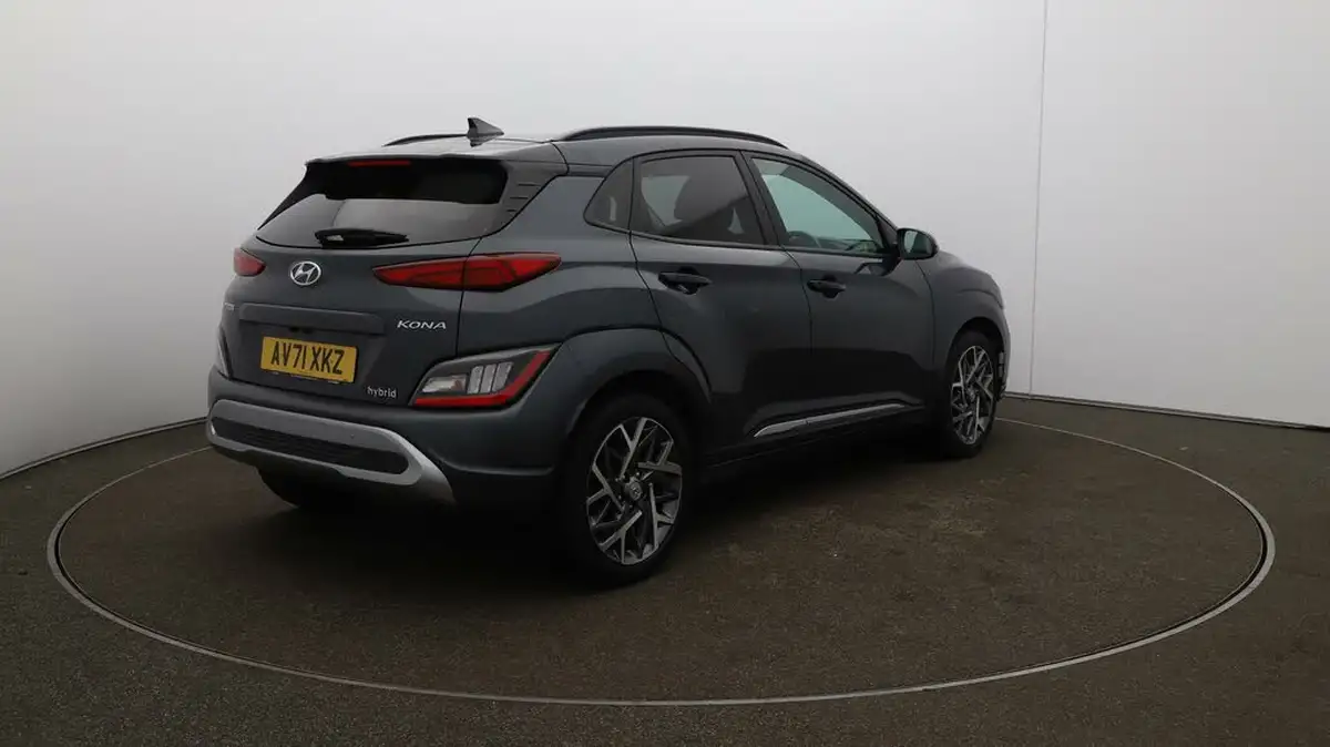 2022-hyundai-kona-16-gdi-premium-big-7
