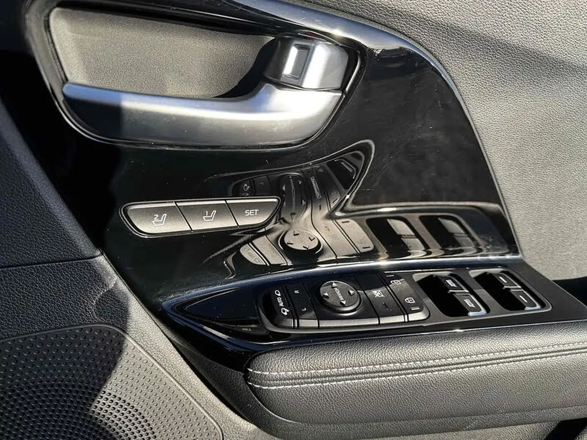 2021-kia-e-niro-ev-4-big-23