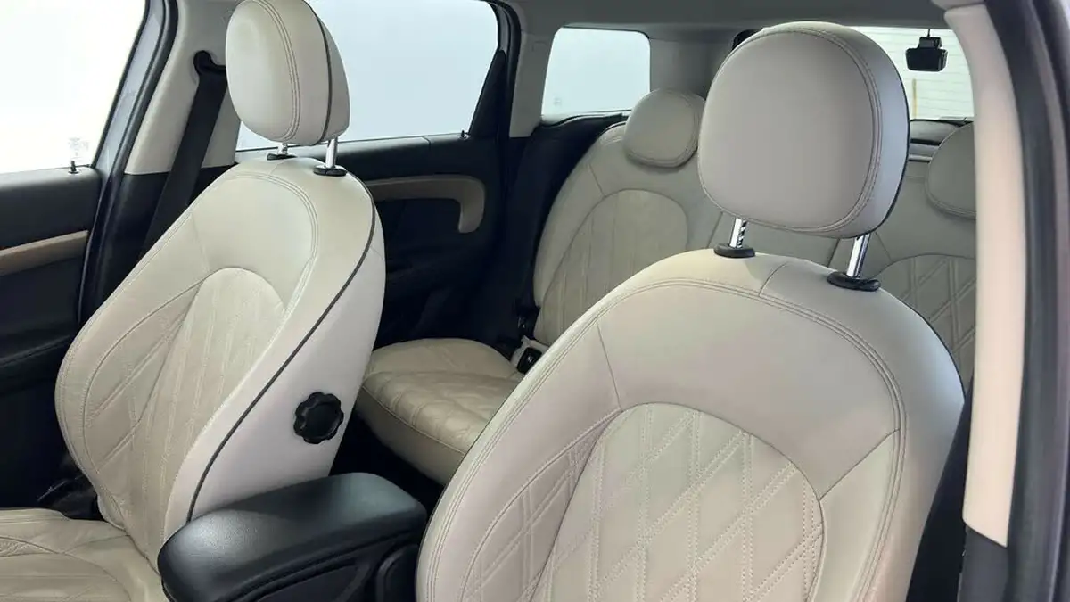 2019-mini-countryman-15-cooper-s-e-phev-exclusive-big-2