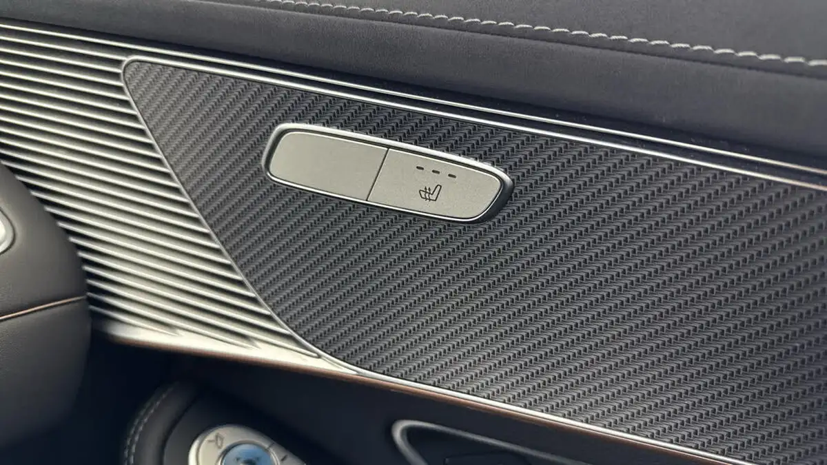 2021-mercedes-benz-eqc-e-eqc-400-amg-line-big-22