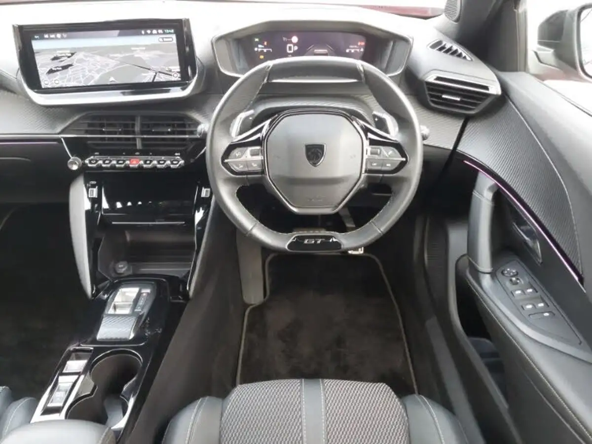 2023-peugeot-2008-suv-big-6