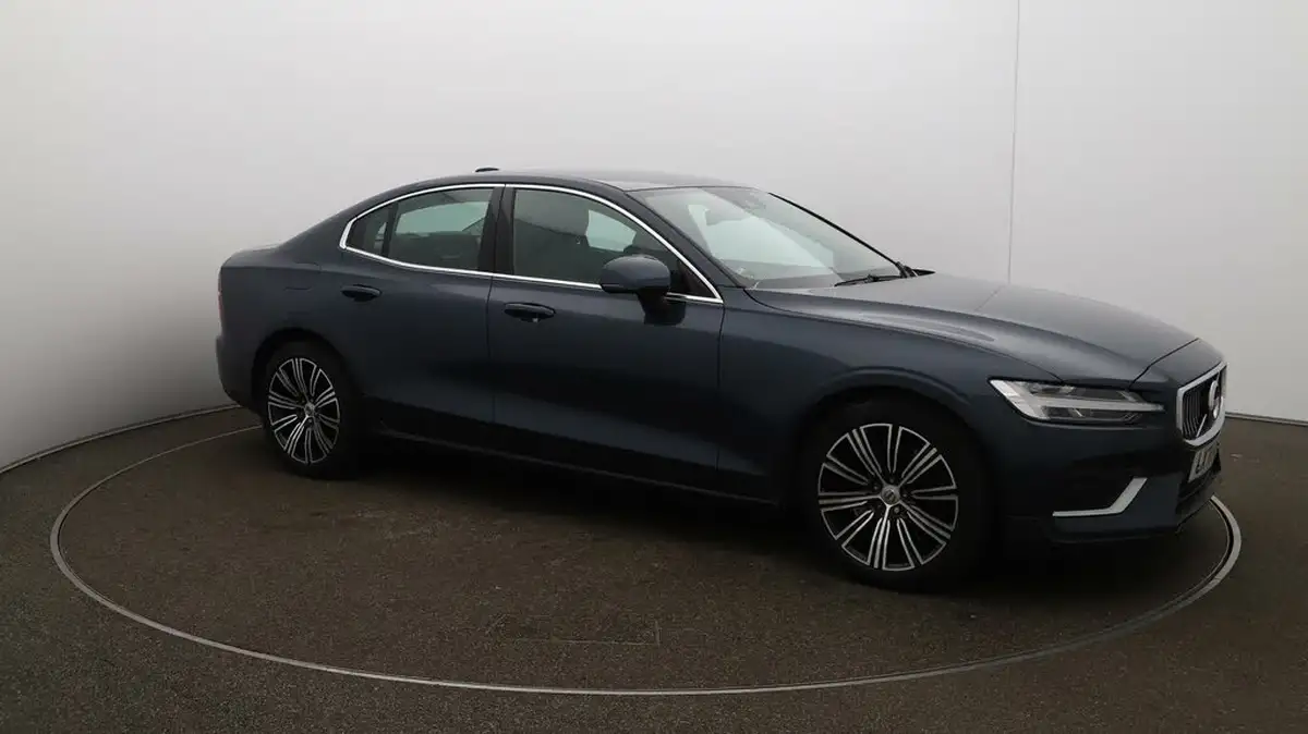 2021-volvo-s60-20-b5-inscription-big-42