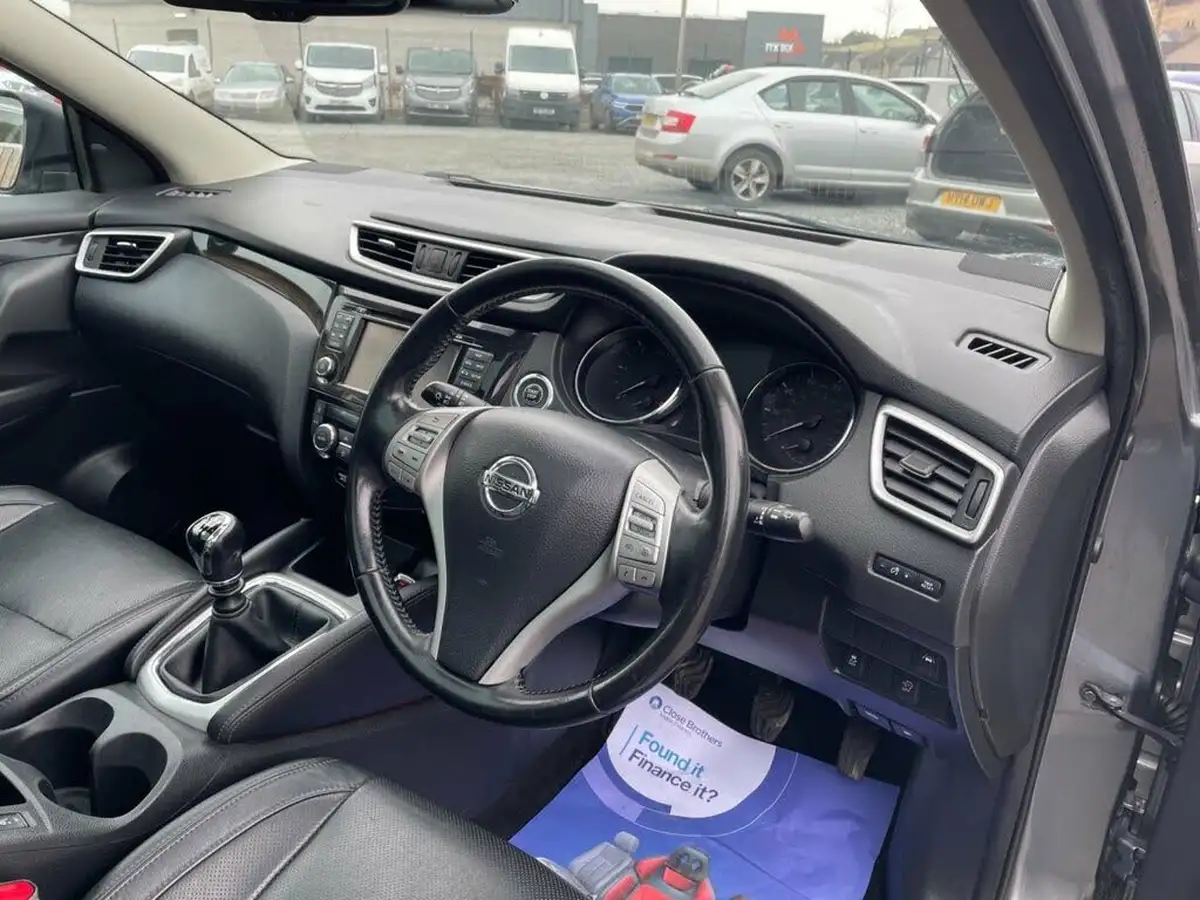 2017-nissan-qashqai-15dci-tekna-big-8