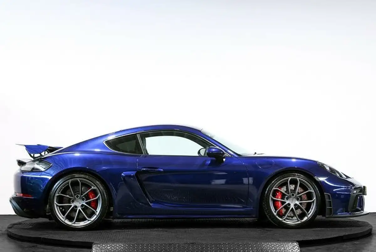 2020-porsche-cayman-718-40-cayman-gt4-big-2
