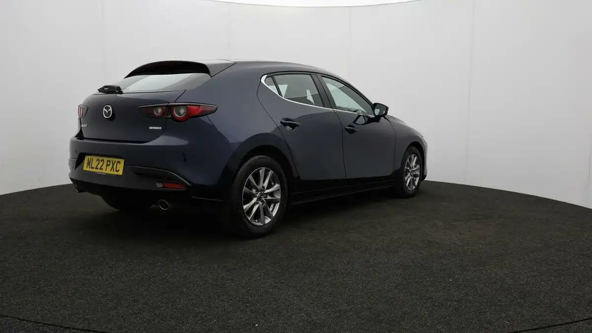 2022-mazda-mazda3-20-se-l-big-76
