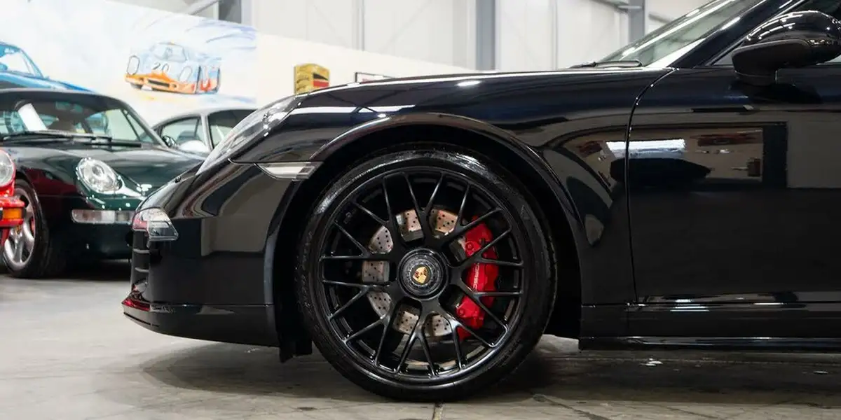 2015-porsche-911-38-carrera-gts-coupe-pdk-big-8