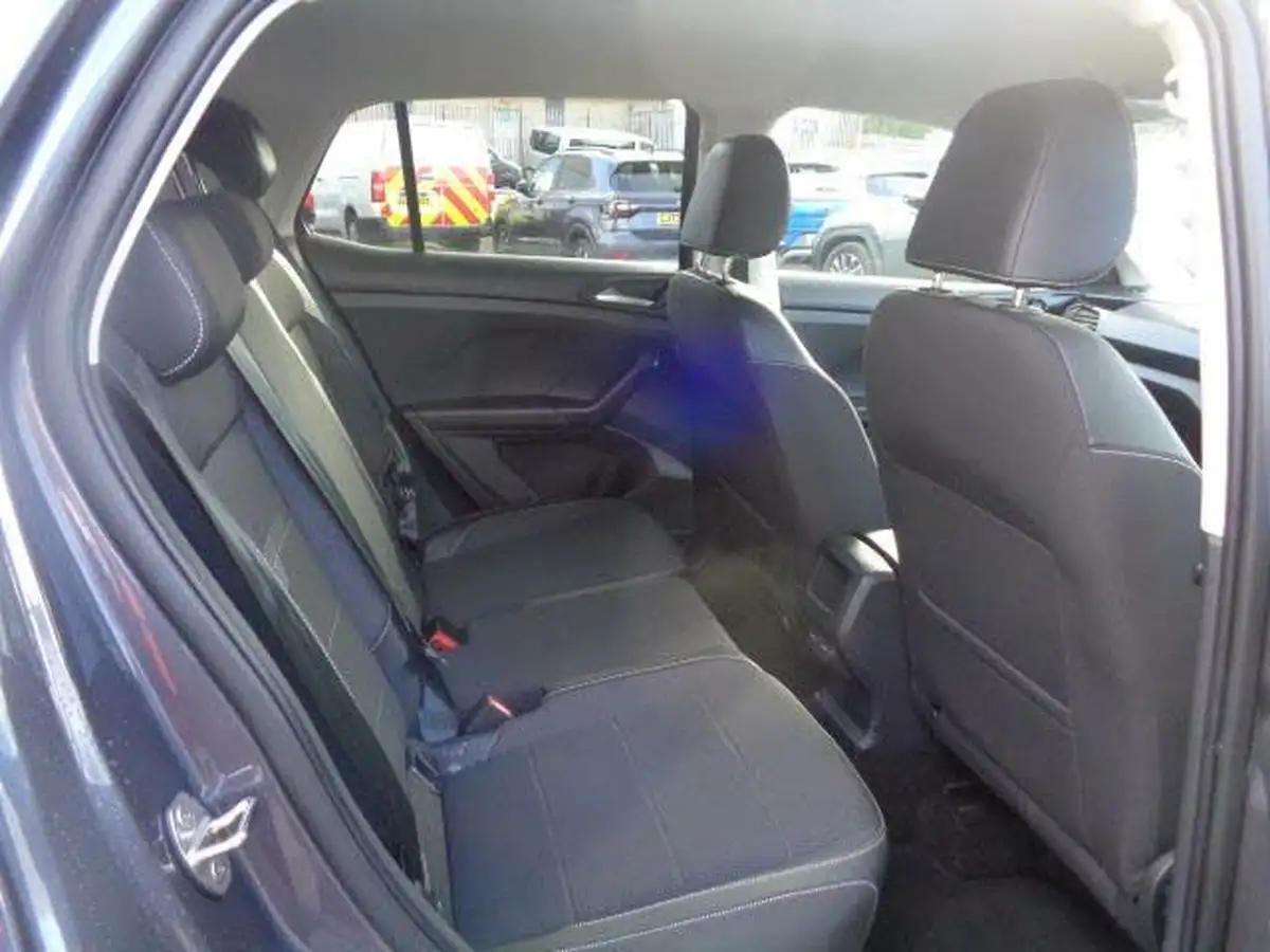 2023-volkswagen-t-cross-10-tsi-black-edition-110ps-big-14