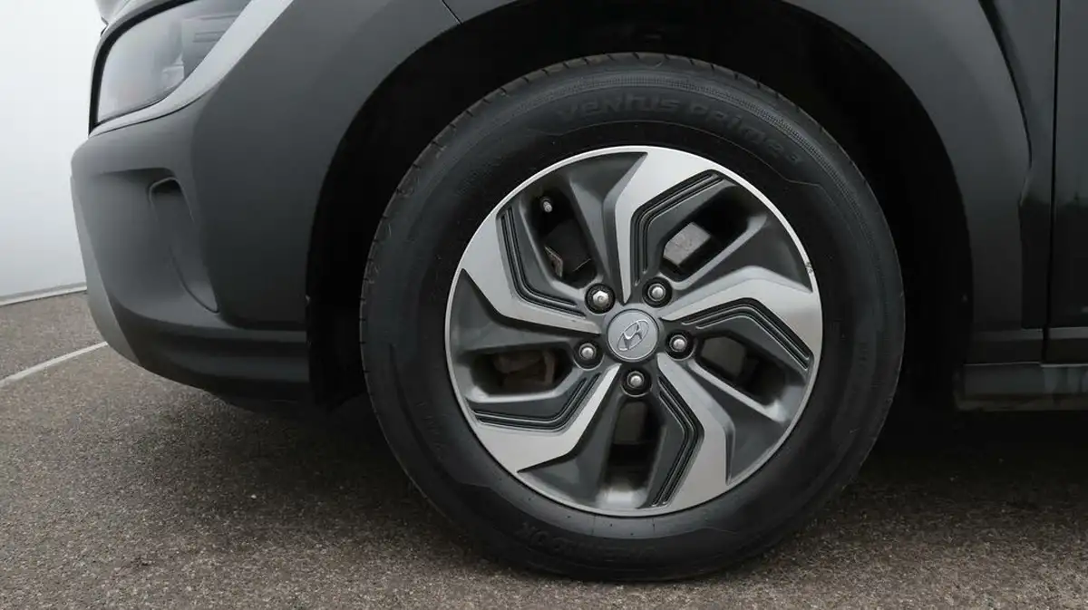 2023-hyundai-kona-16-gdi-se-connect-big-18