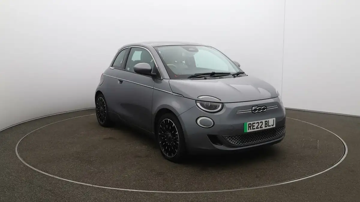2022-fiat-500-e-la-prima-big-37