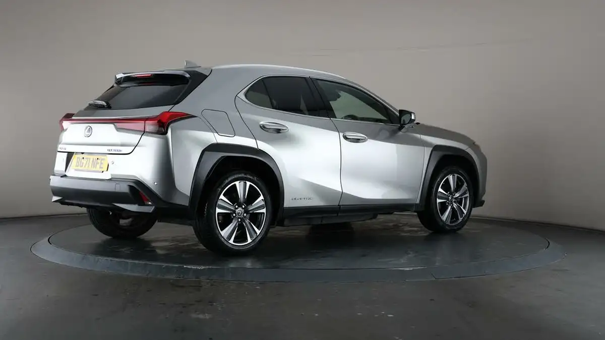 2021-lexus-ux-300e-e-ux-big-63