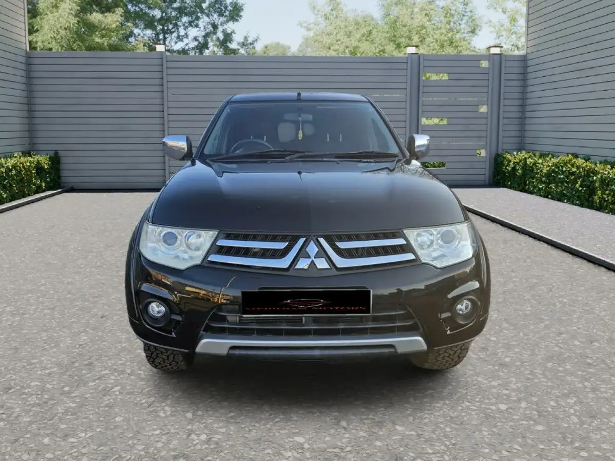 2014-mitsubishi-l200-25td-trojan-big-1