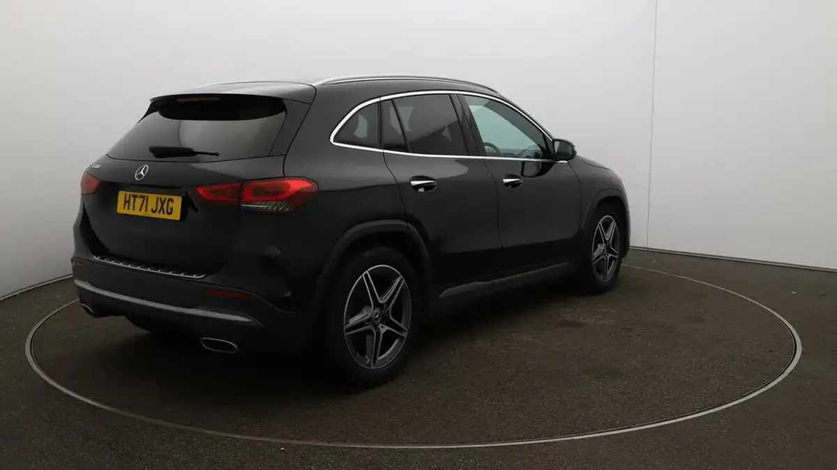 2022-mercedes-benz-gla-class-13-gla-180-amg-line-premium-plus-big-54