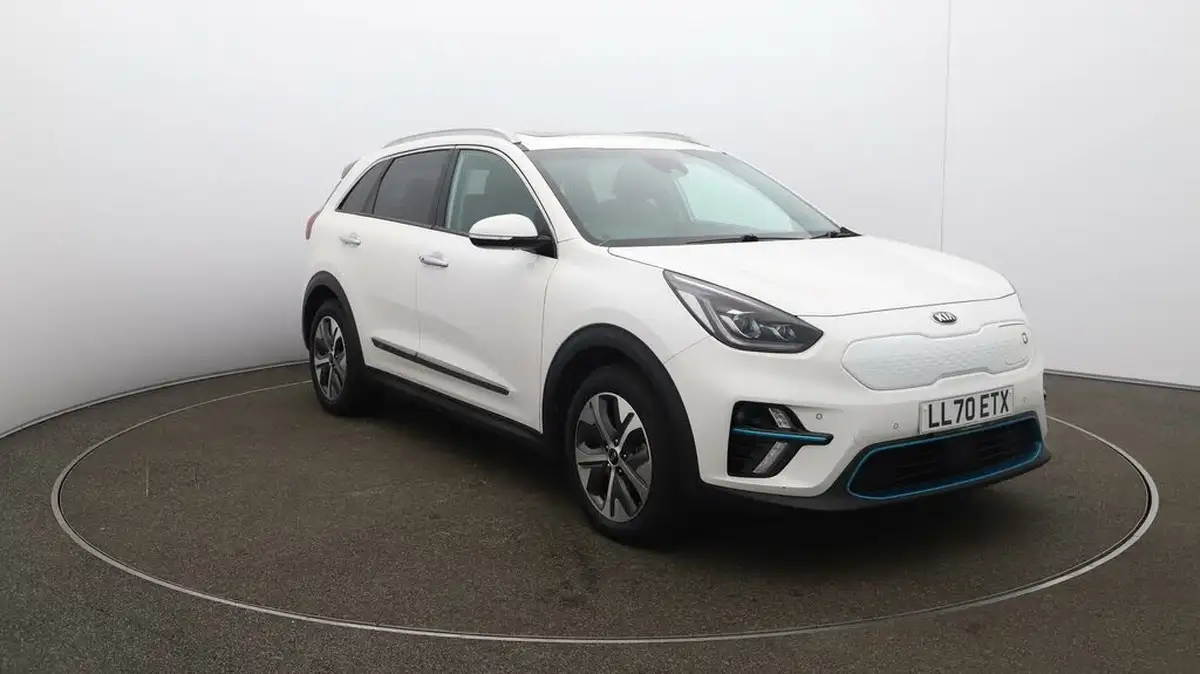 2021-kia-e-niro-ev-4-big-36
