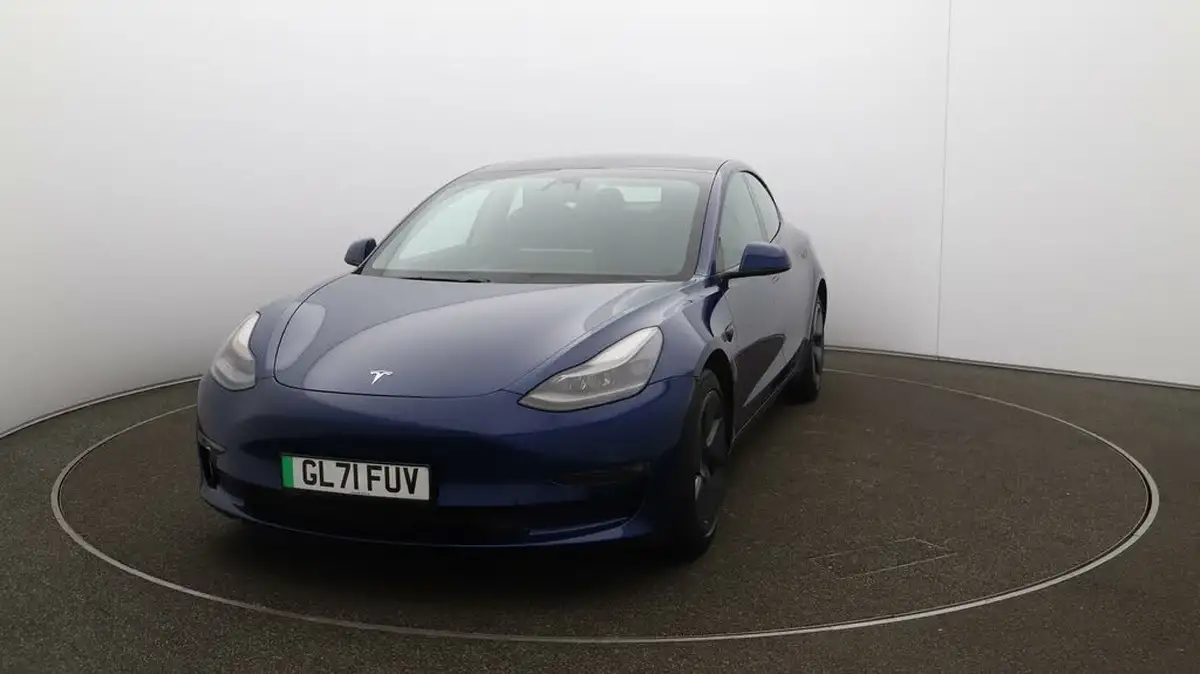 2021-tesla-model-3-e-long-range-awd-big-29