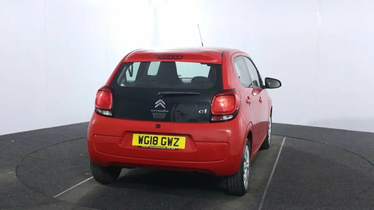 2018-citroen-c1-10-vti-feel-68ps-5d-big-6