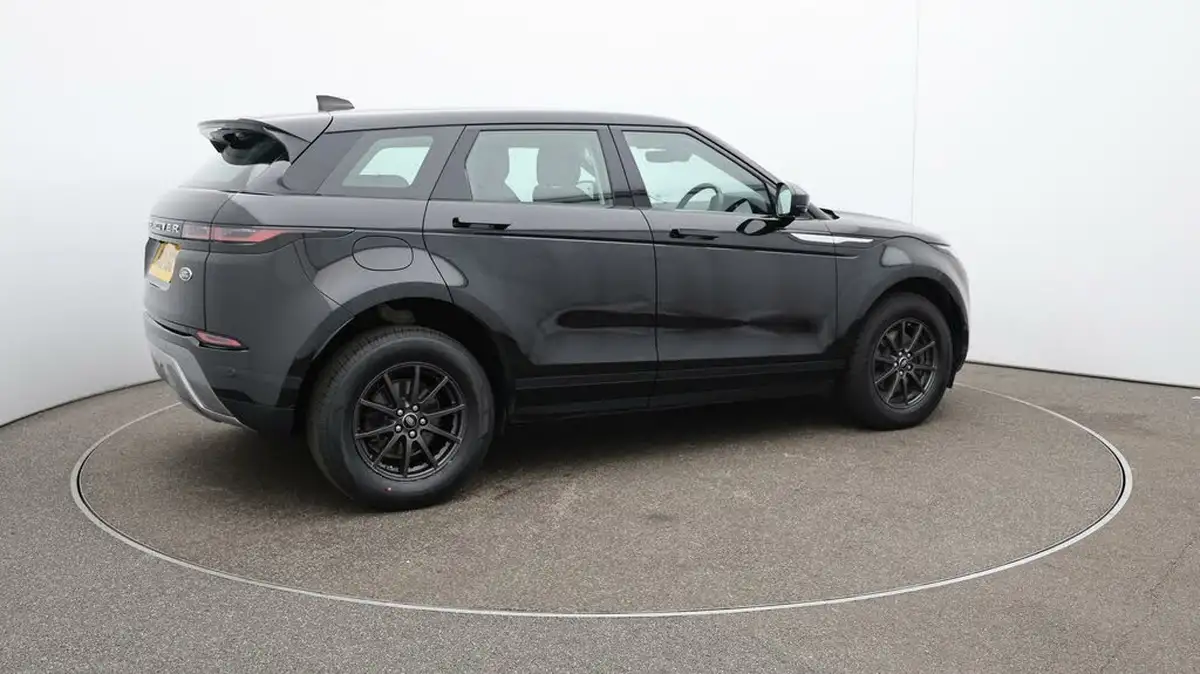 2021-land-rover-range-rover-evoque-20-d165-evoque-big-50