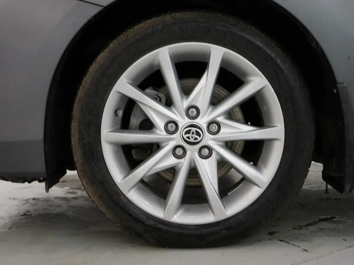 2020-toyota-prius-18-vvt-i-excel-big-9