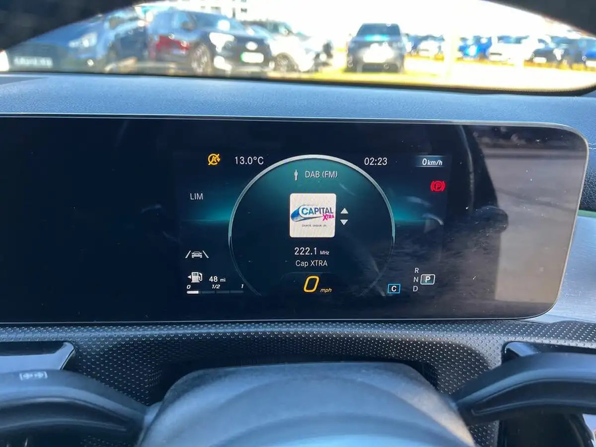 2021-mercedes-benz-a-class-13-a200-amg-line-executive-edition-hatchback-5d-7g-dct-big-17