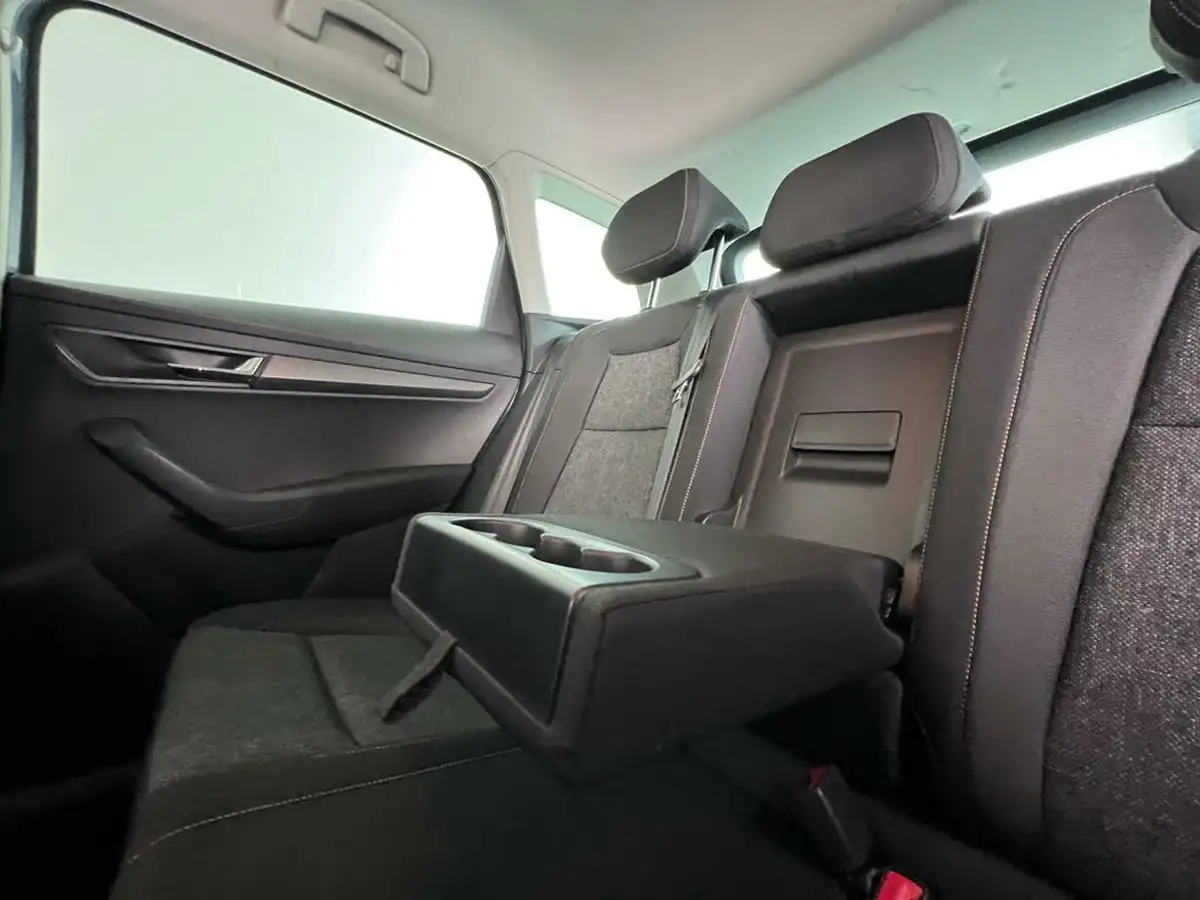 2021-skoda-karoq-15-tsi-se-drive-dsg-big-15