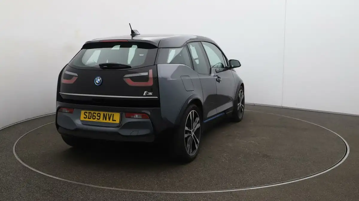 2019-bmw-i3-big-46