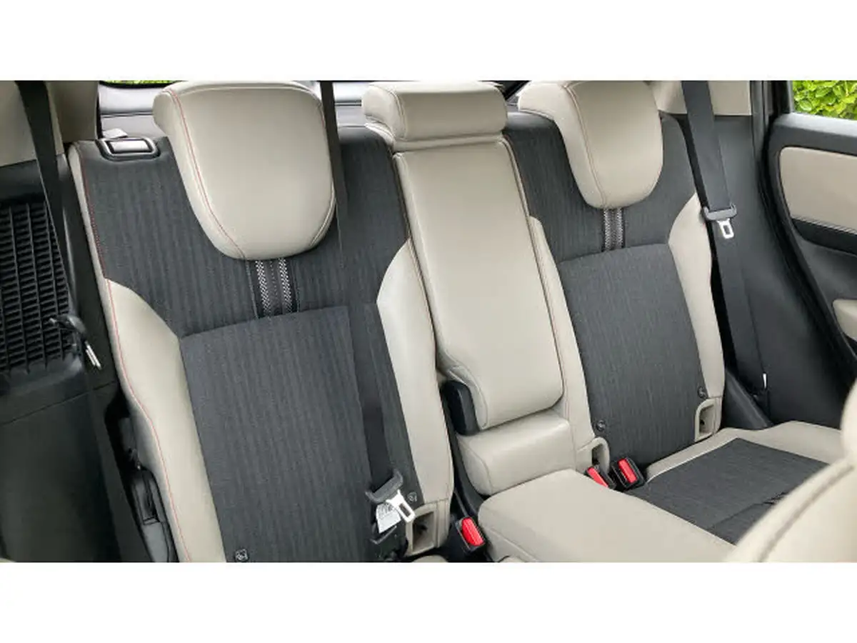 2022-honda-hr-v-15-i-mmd-advance-style-big-21