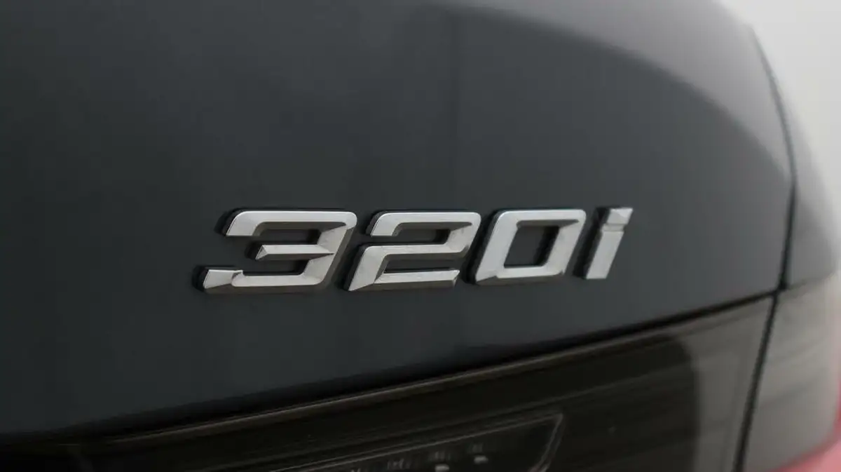 2021-bmw-3-series-20-320i-xdrive-m-sport-big-23