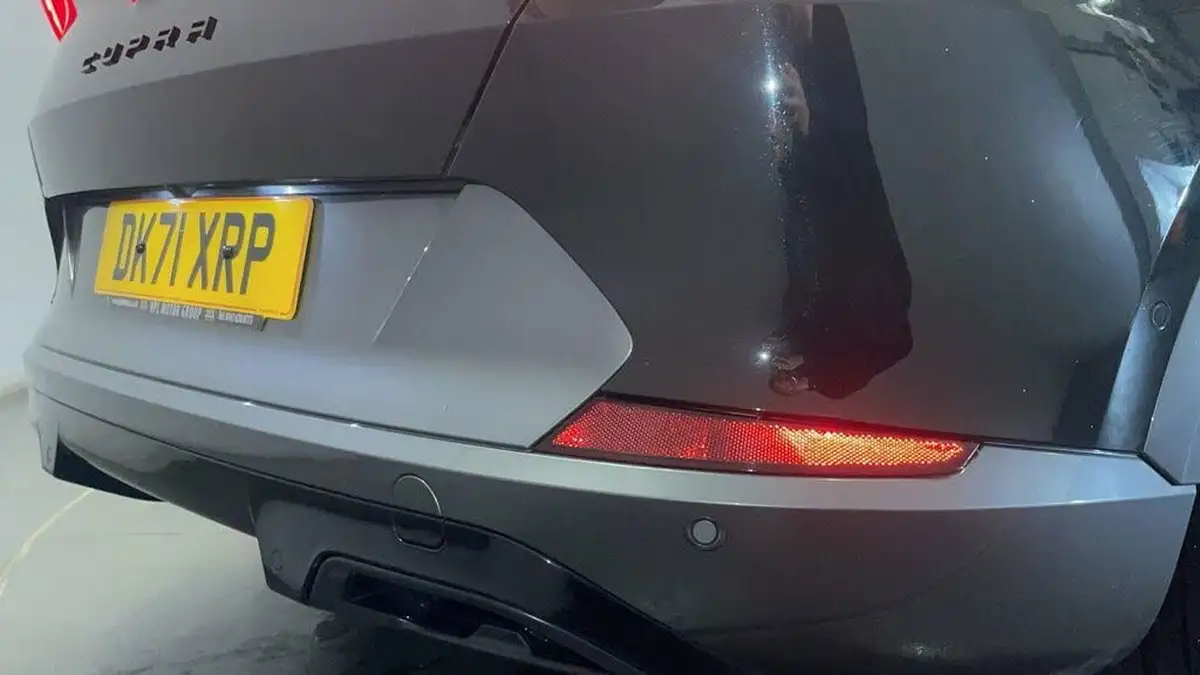 2021-cupra-formentor-14-e-hybrid-v2-big-13