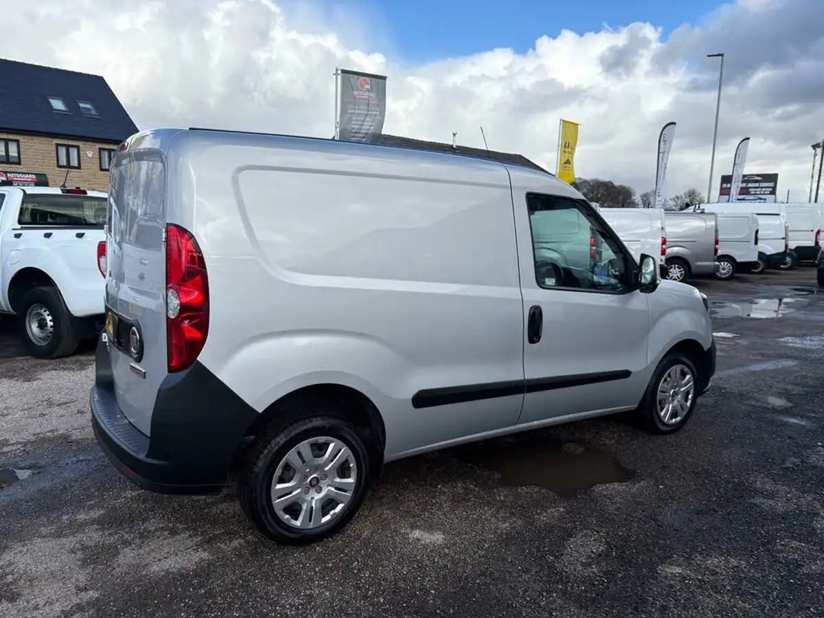 2022-fiat-doblo-cargo-16jtd-l1h1-tecnico-panel-van-big-6