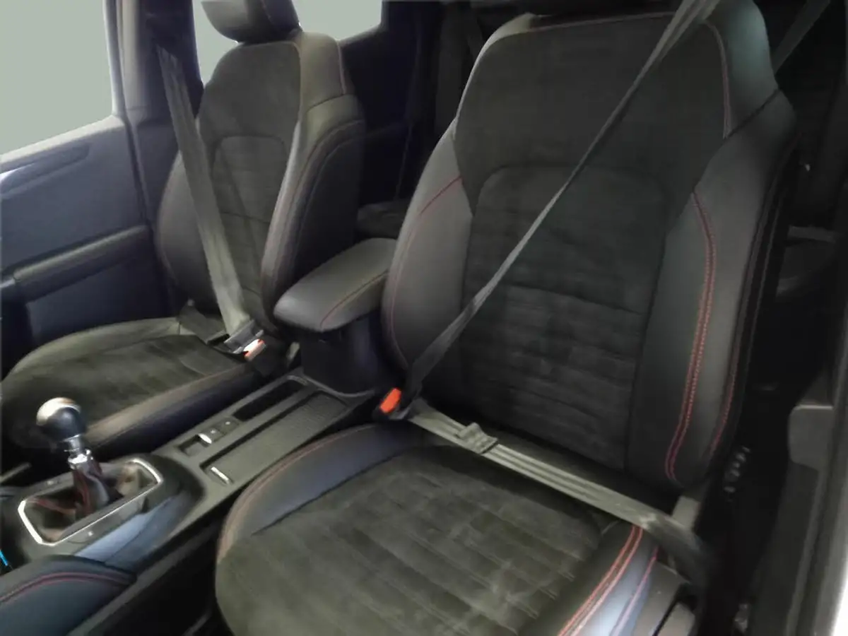 2020-ford-kuga-15-st-line-x-edition-big-16