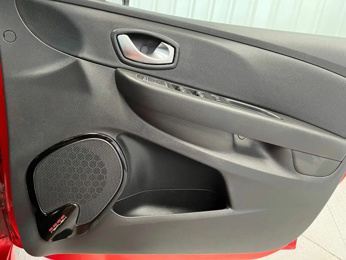 2018-renault-clio-15dci-gt-line-big-15