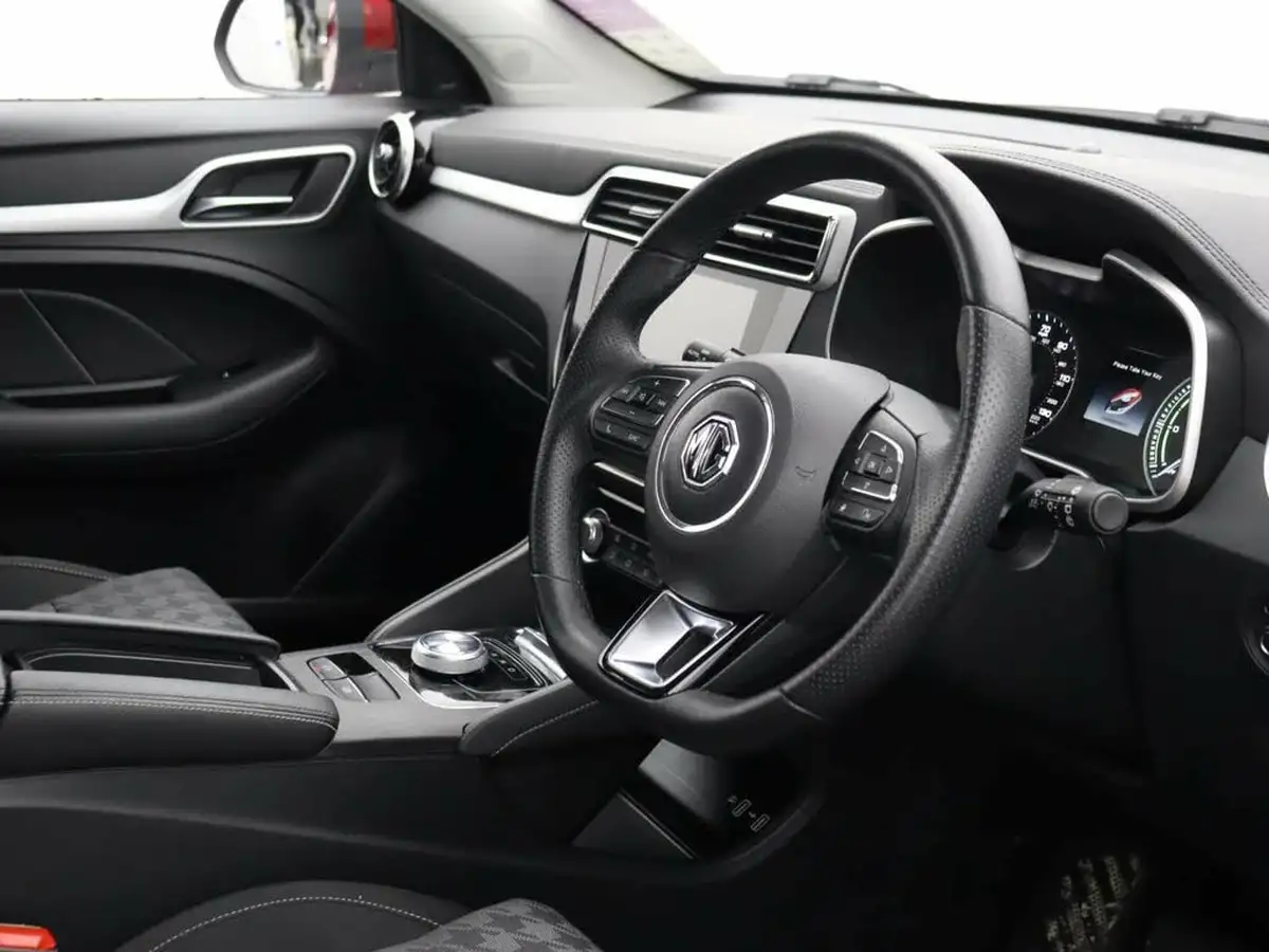 2021-mg-zs-suv-e-excite-ev-big-11