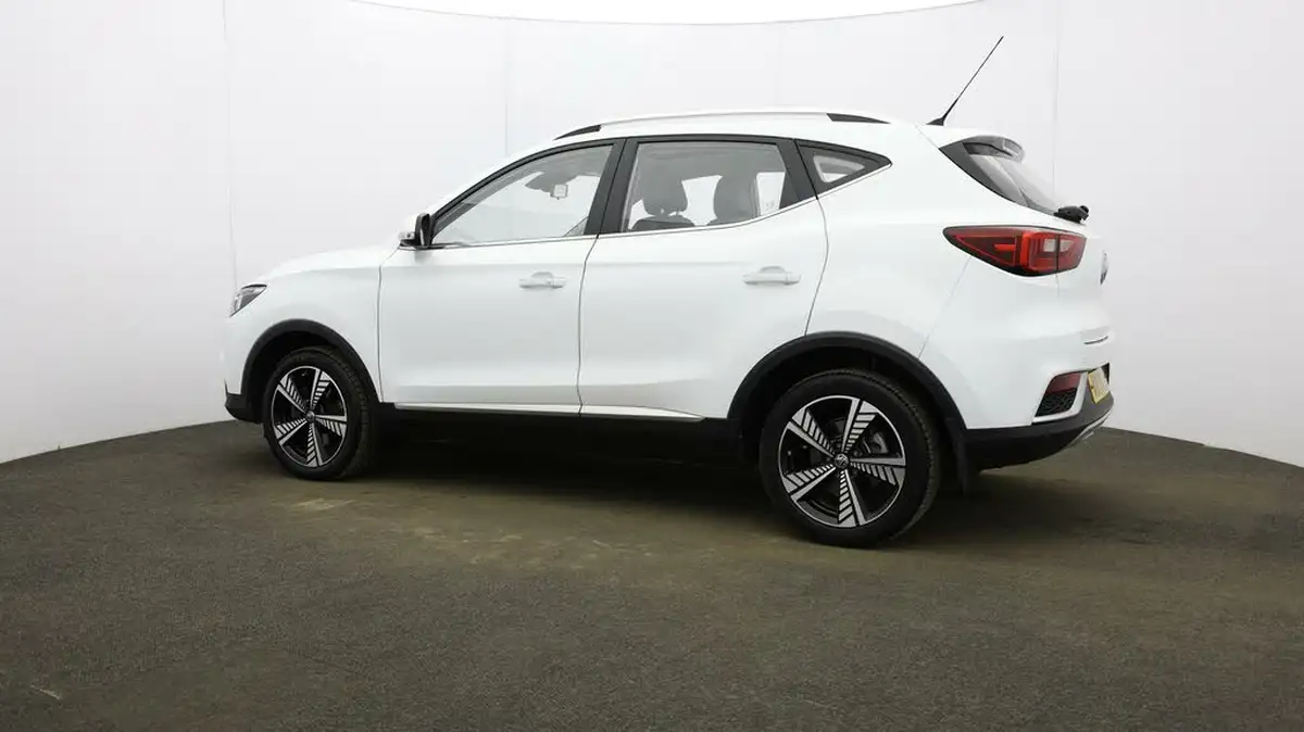 2020-mg-zs-suv-e-exclusive-ev-big-65