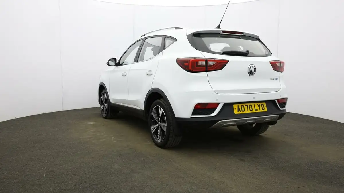 2020-mg-zs-suv-e-exclusive-ev-big-41