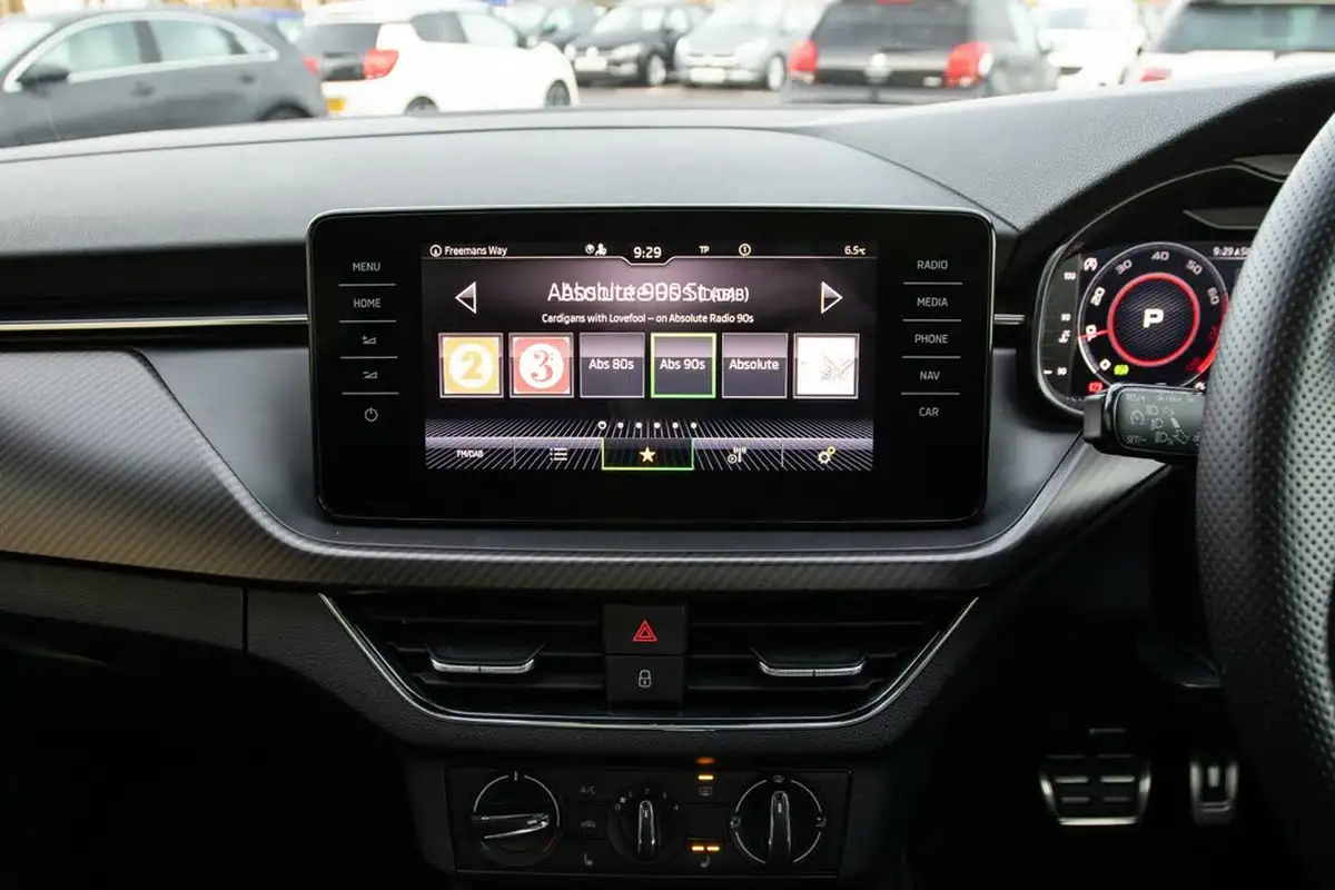 2021-skoda-scala-15-tsi-monte-carlo-dsg-big-27
