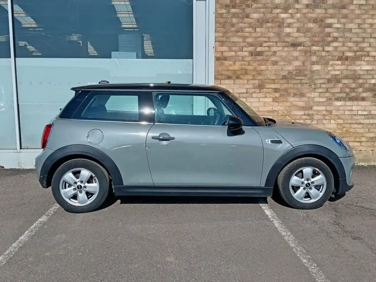 2019-mini-cooper-15-cooper-classic-hatchback-3d-big-1