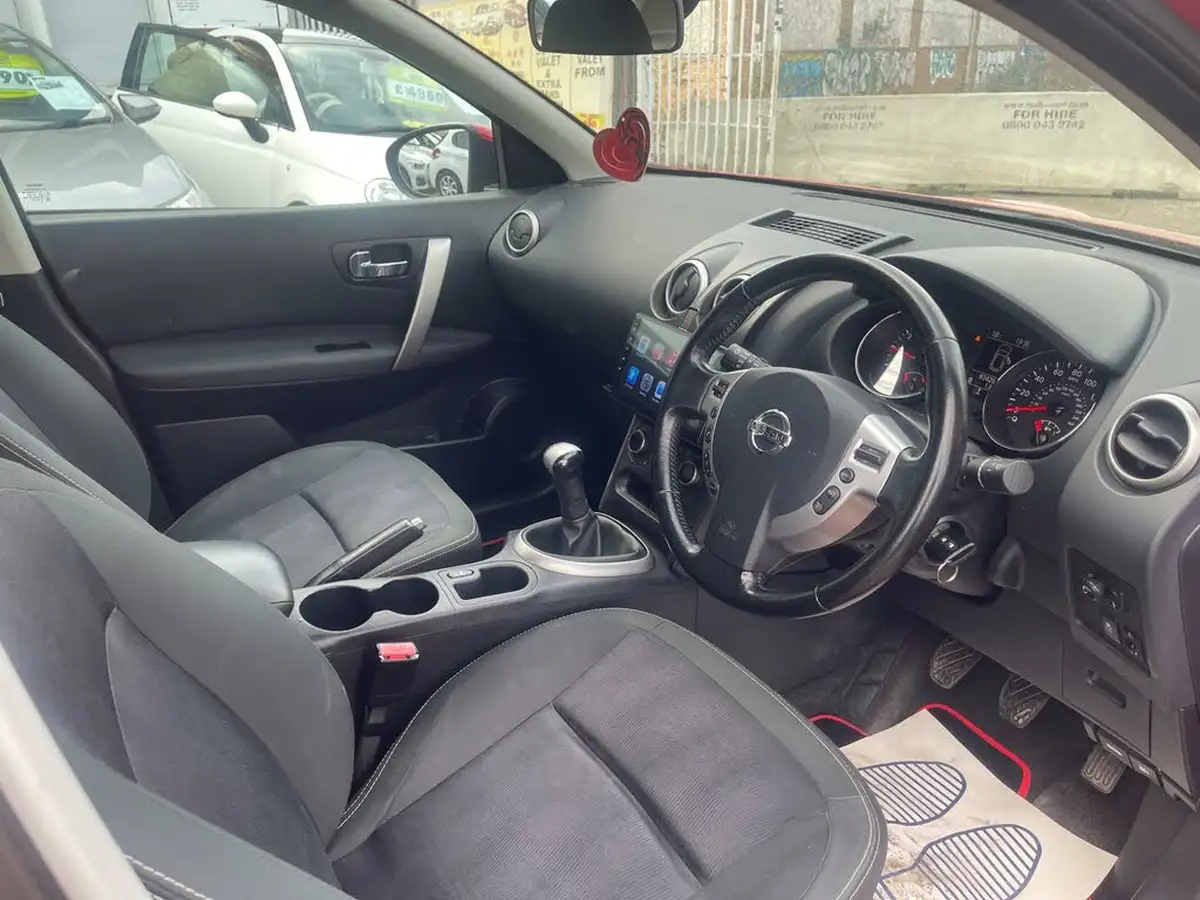 2012-nissan-qashqai-16-acenta-big-19