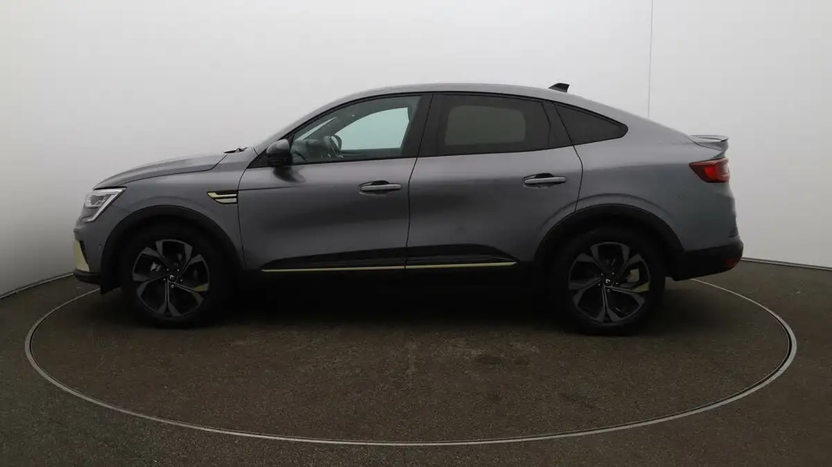 2023-renault-arkana-16-e-tech-engineered-big-55