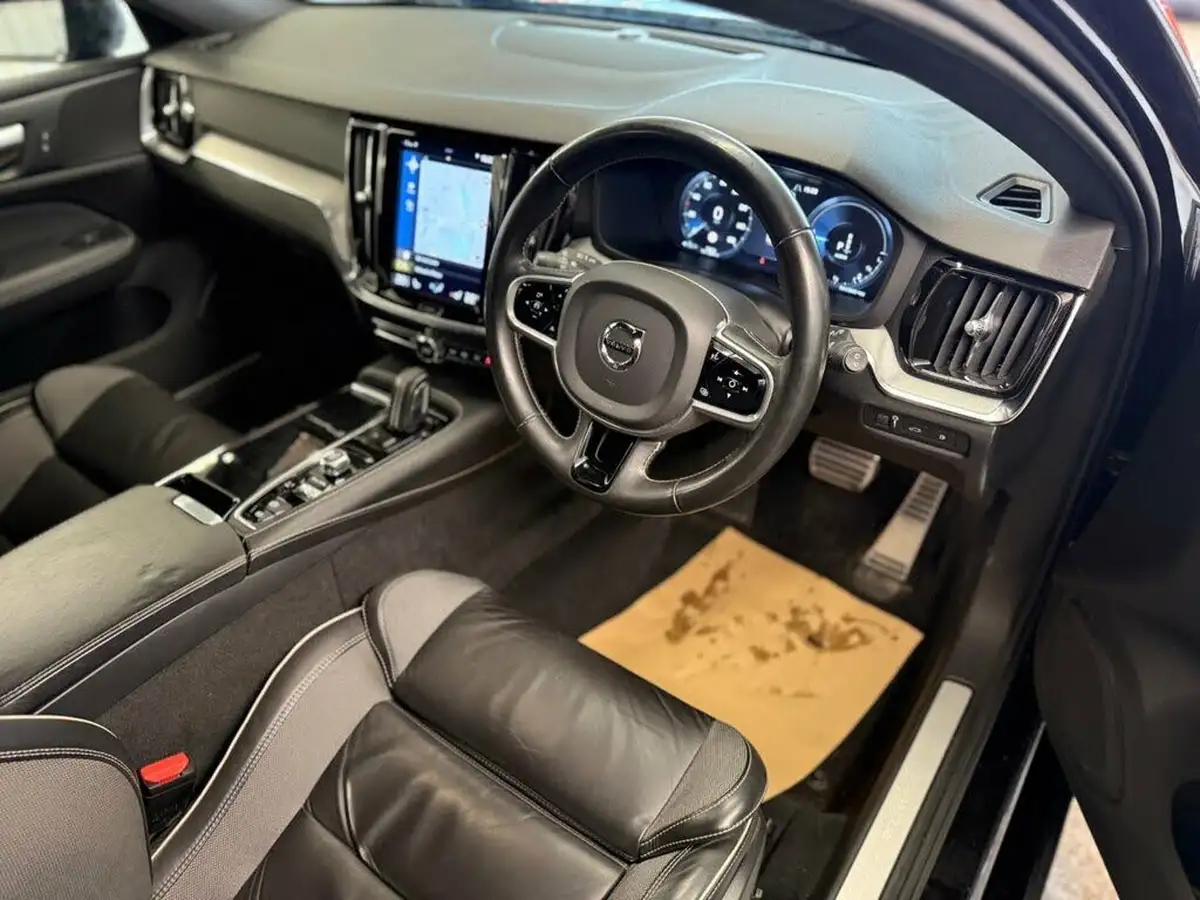 2020-volvo-v60-20-t6-r-design-big-6