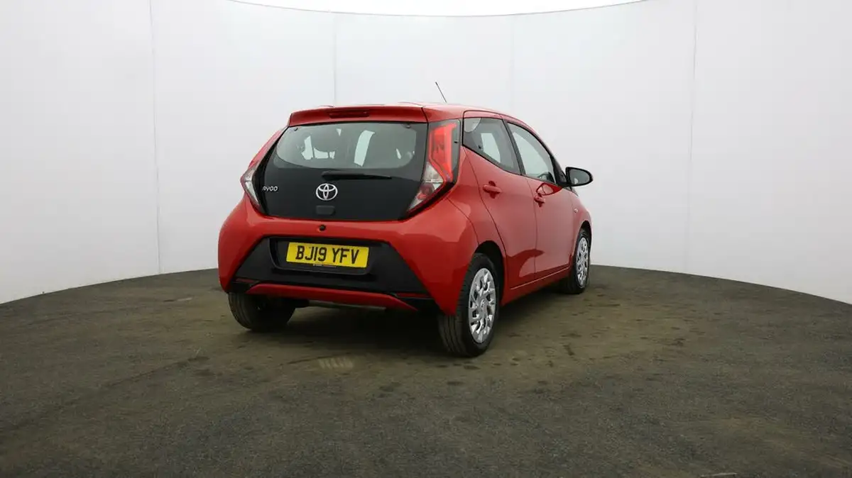 2019-toyota-aygo-10-vvt-i-x-play-big-58