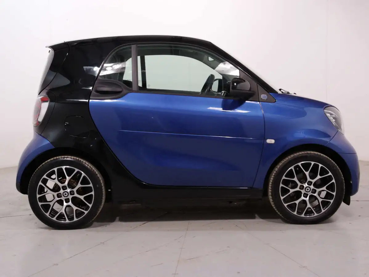 2021-smart-fortwo-eq-exclusive-coupe-big-7