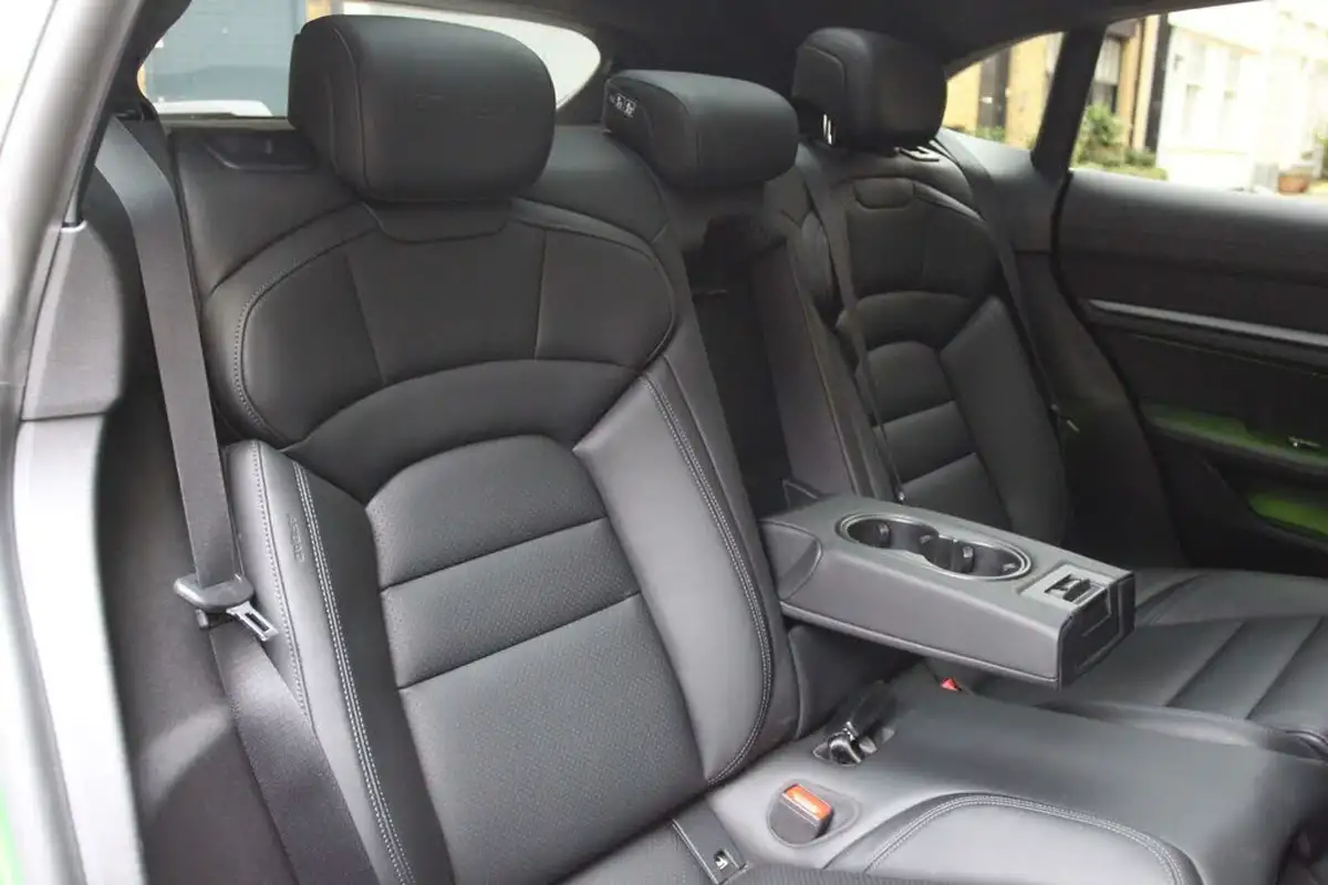 2021-porsche-taycan-e-turbo-cross-turismo-awd-big-30