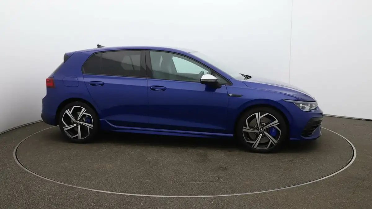 2024-volkswagen-golf-20-tsi-r-320ps-hatchback-big-40