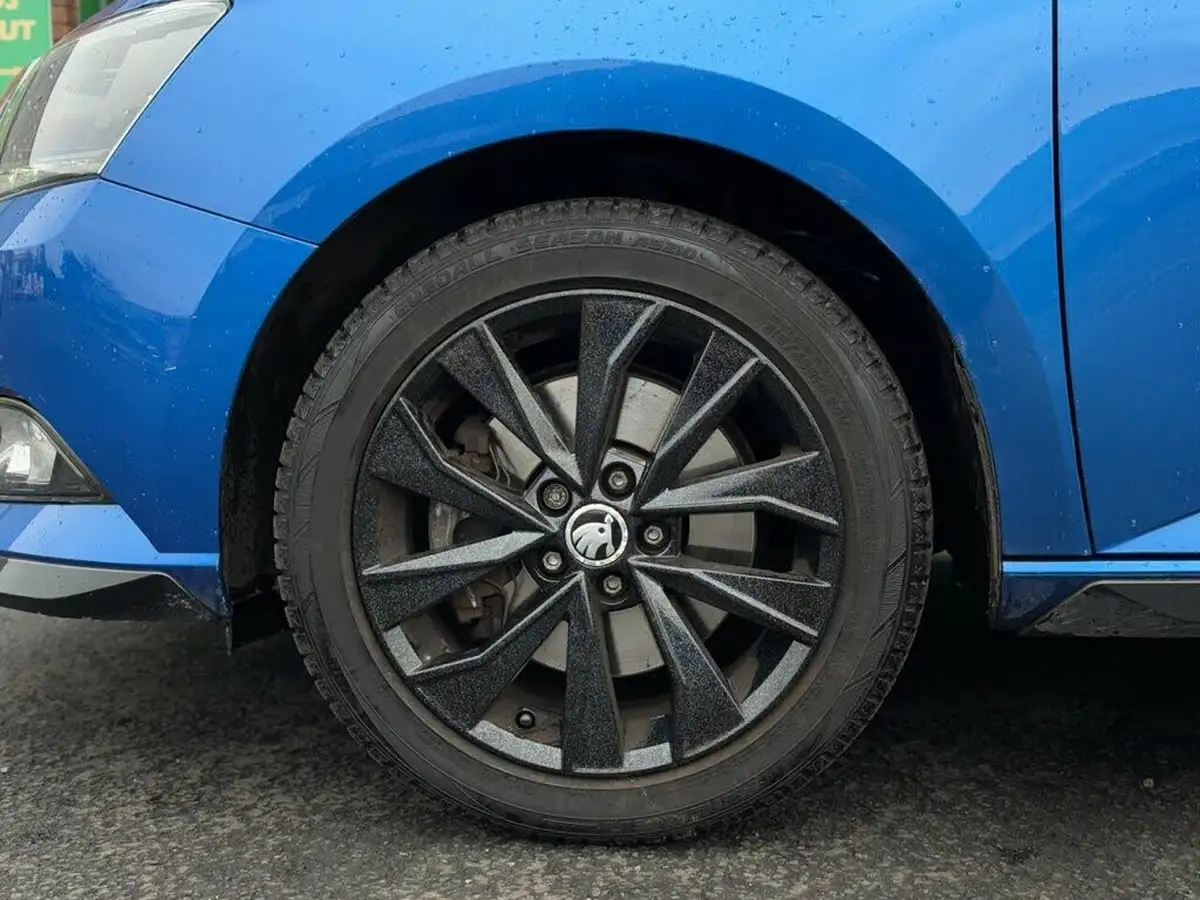 2017-skoda-fabia-12-tsi-monte-carlo-109ps-estate-big-8